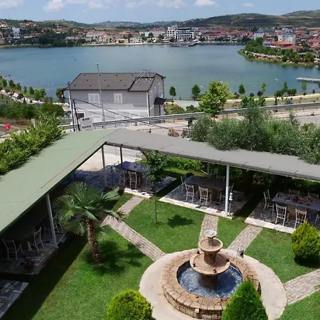 Bed & Breakfast Bar Restorant Rama Belsh