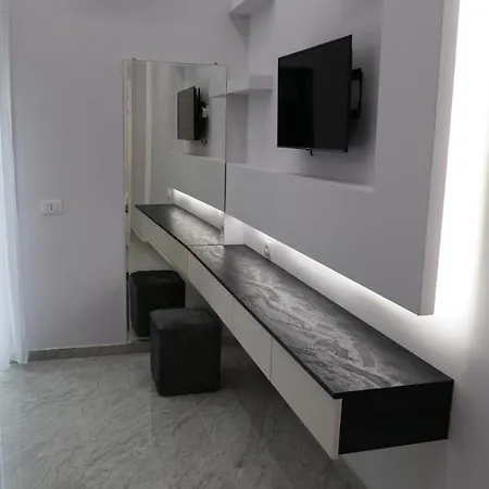 فندق مبيت وإفطار Bar Restorant Rama *